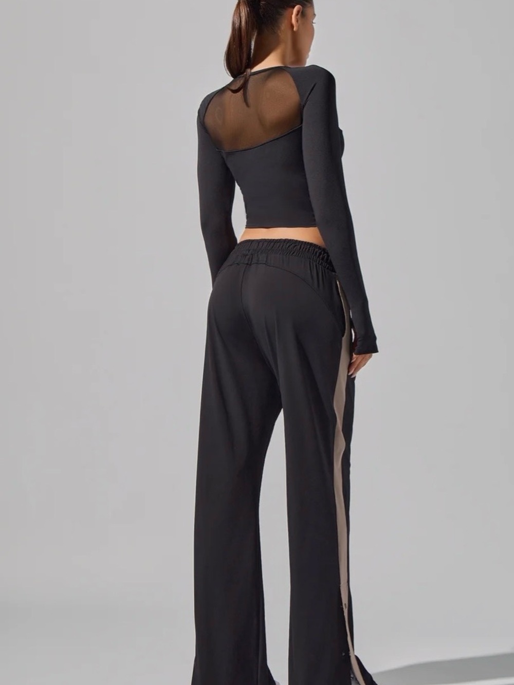 HEROINE SPORT Alba Pants - Picture 4 of 9